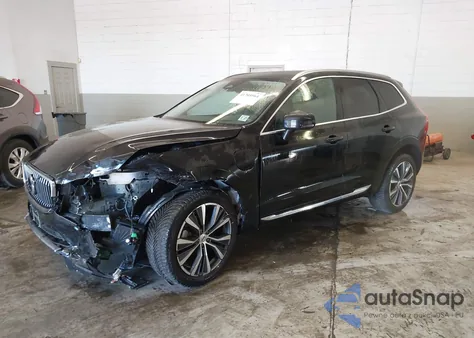 2022 Volvo Xc60 Recharge Plug-In Hybrid T8 Inscription Expression Extended Range from USA, damaged, VIN YV4H60DZ7N1036633